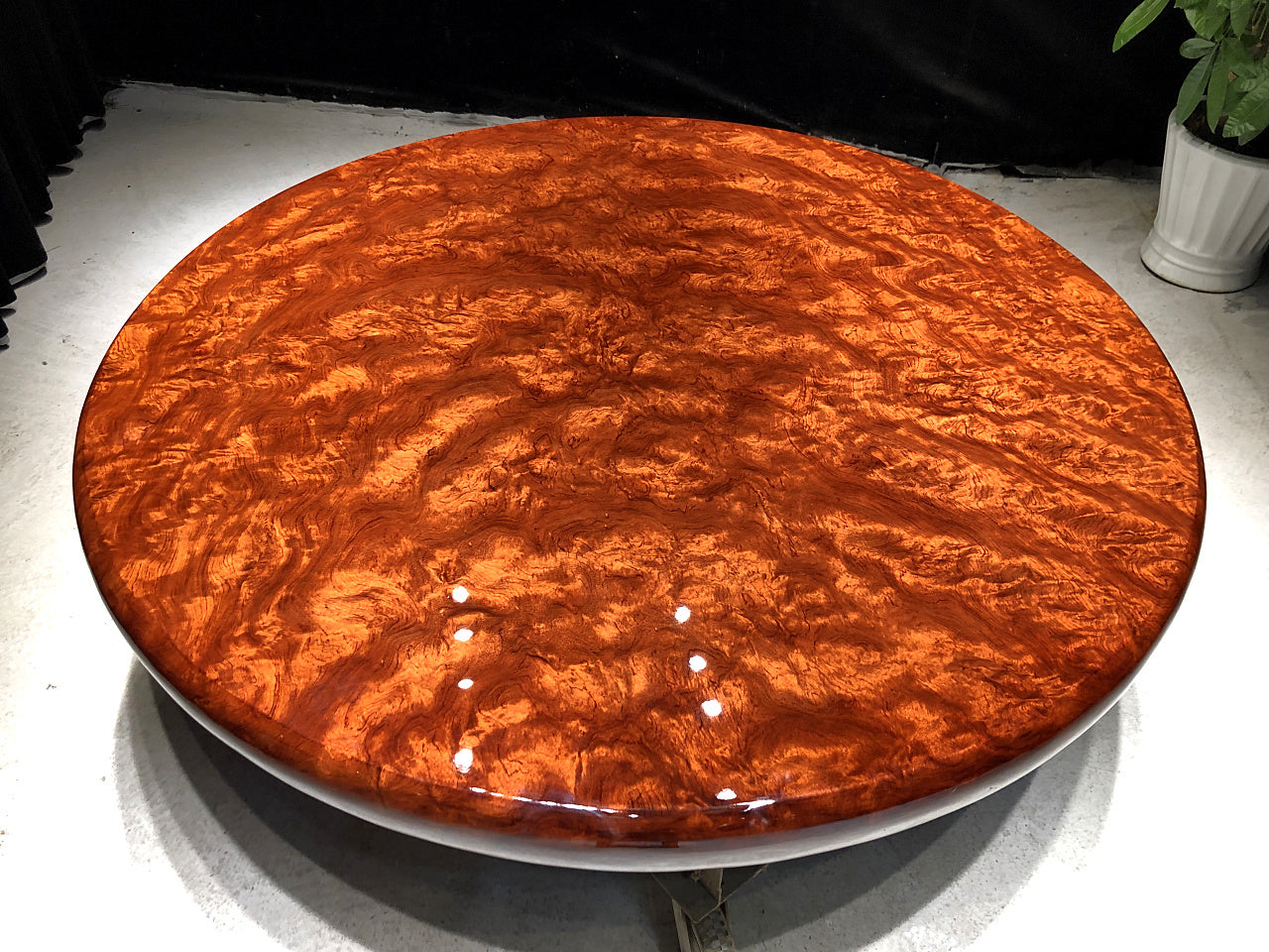 Live edge round table