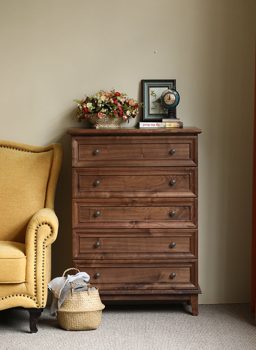 American style walnut wood dresser, vintage walnut dresser