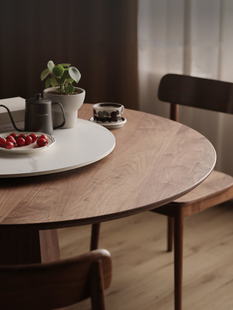طاولة طعام مستديرة من خشب الجوز الأسود الصلب، وطاولة طعام مستديرة من خشب الجوز في منتصف القرن