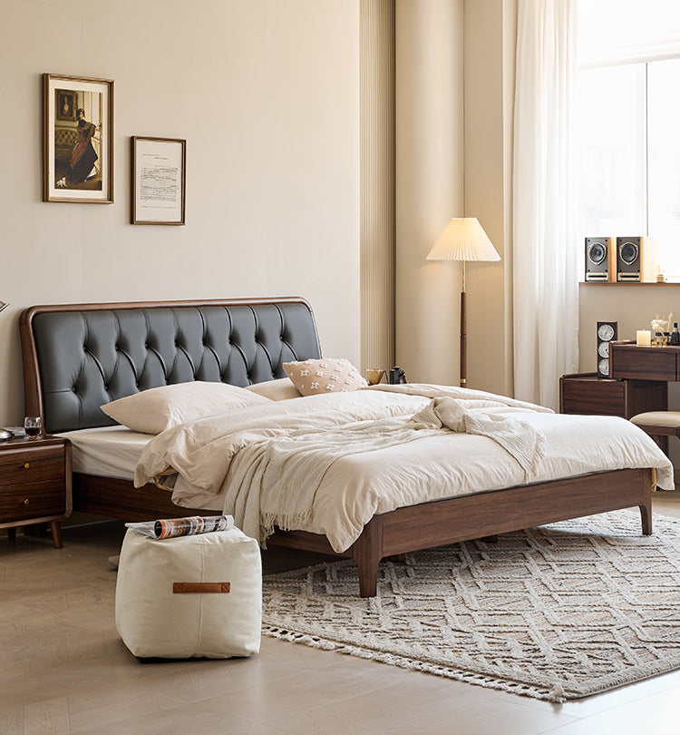 سرير بمنصة منتصف القرن مصنوع من خشب الجوز الأسود وسرير كينج من خشب الجوز الأسود