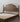 cama moderna de madeira de nogueira de meados do século
