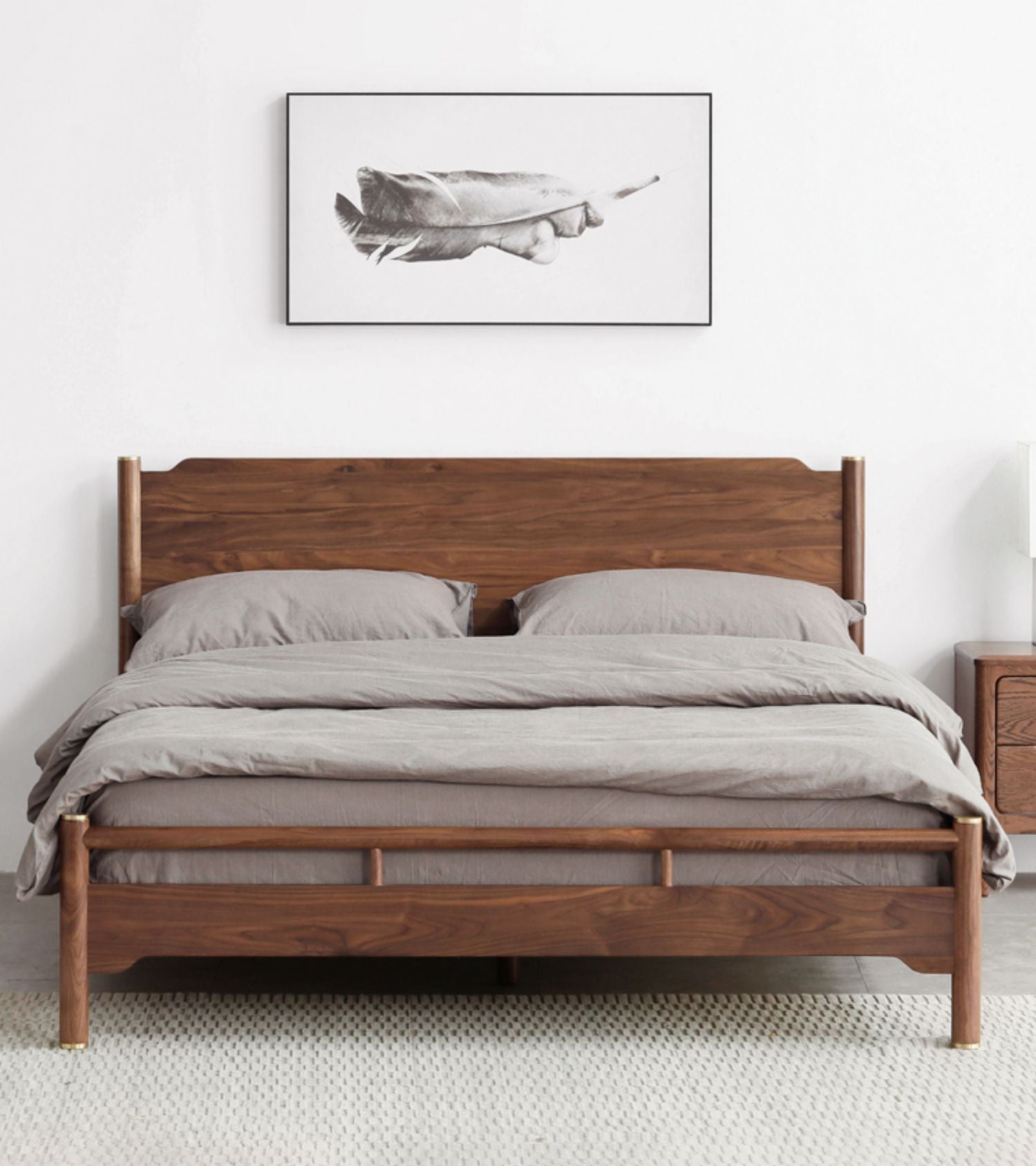 letto king size in legno massello di noce, letto a fuso in noce, letto in legno di noce
