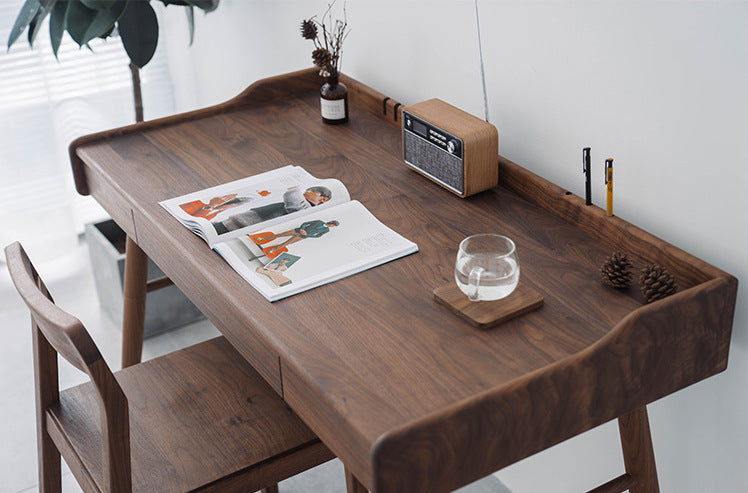 Skrivebord i valnød, moderne skrivebord i valnød, skrivebord i valnødtræ