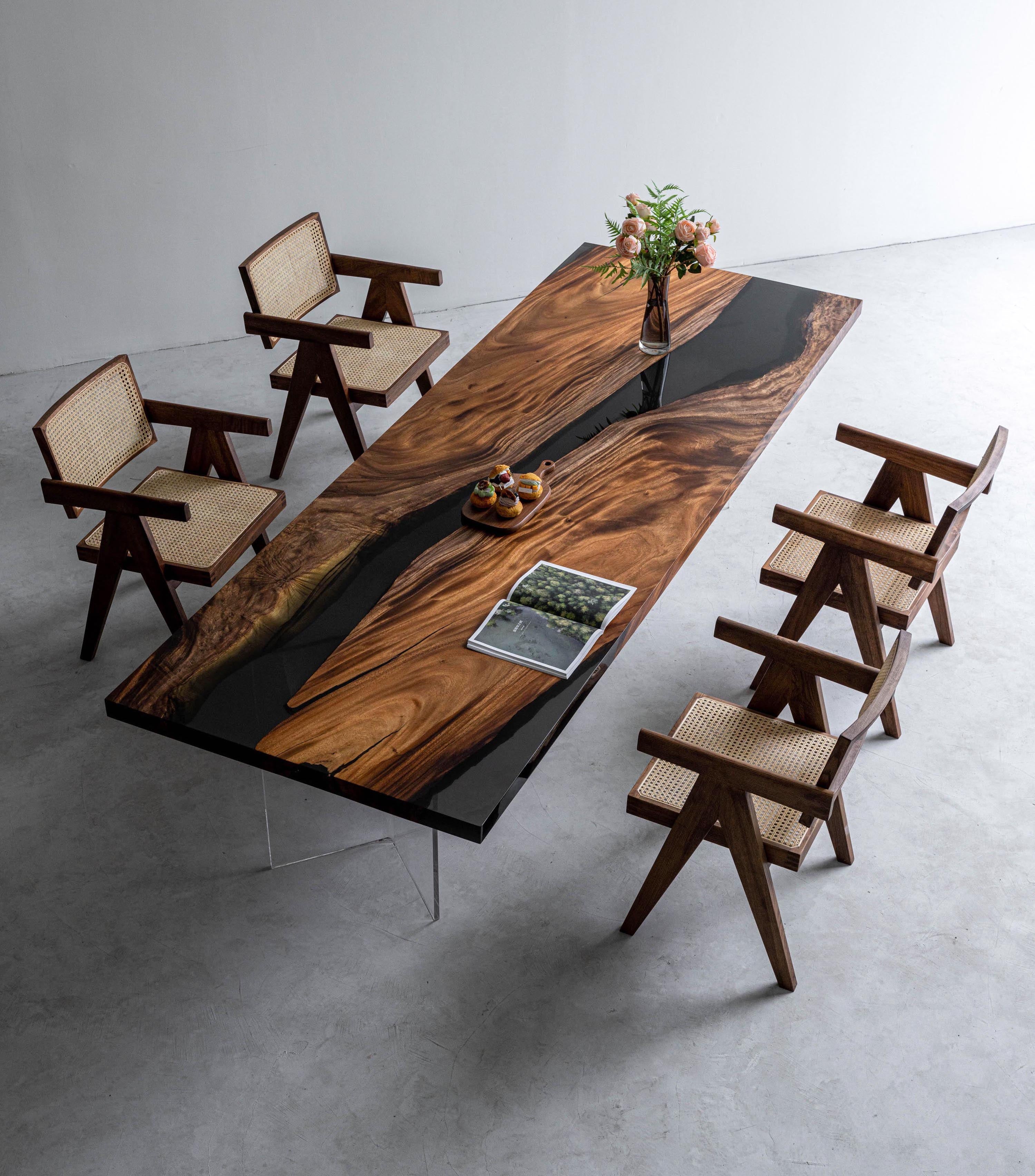 Black walnut color stained in epoxy resin table, use south america walnut wood