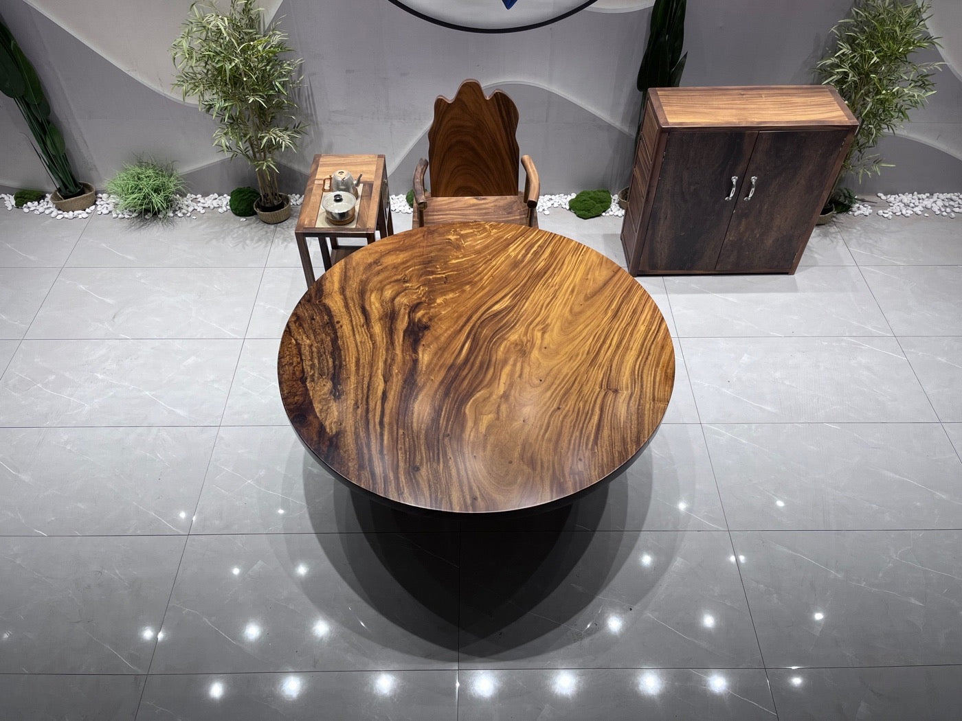 Mesa redonda de madeira moderna Monkey pod, mesa de centro redonda de madeira