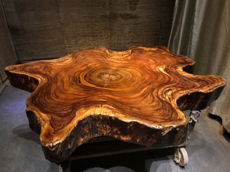 live edge round dining room table, live edge wood round dining table