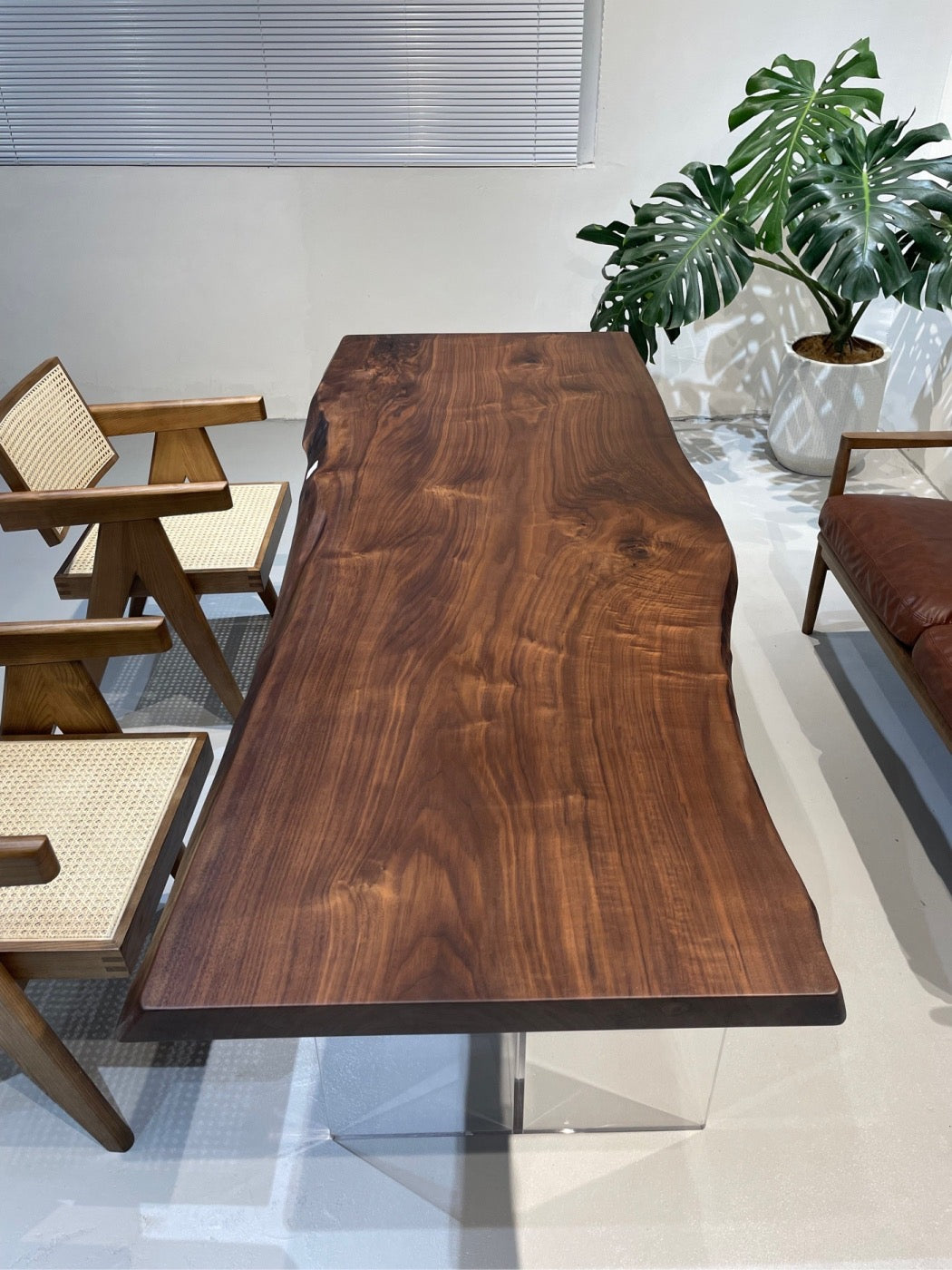 Losa de nogal americano negro, mesa de comedor de losa de madera, mesa de losa de árbol