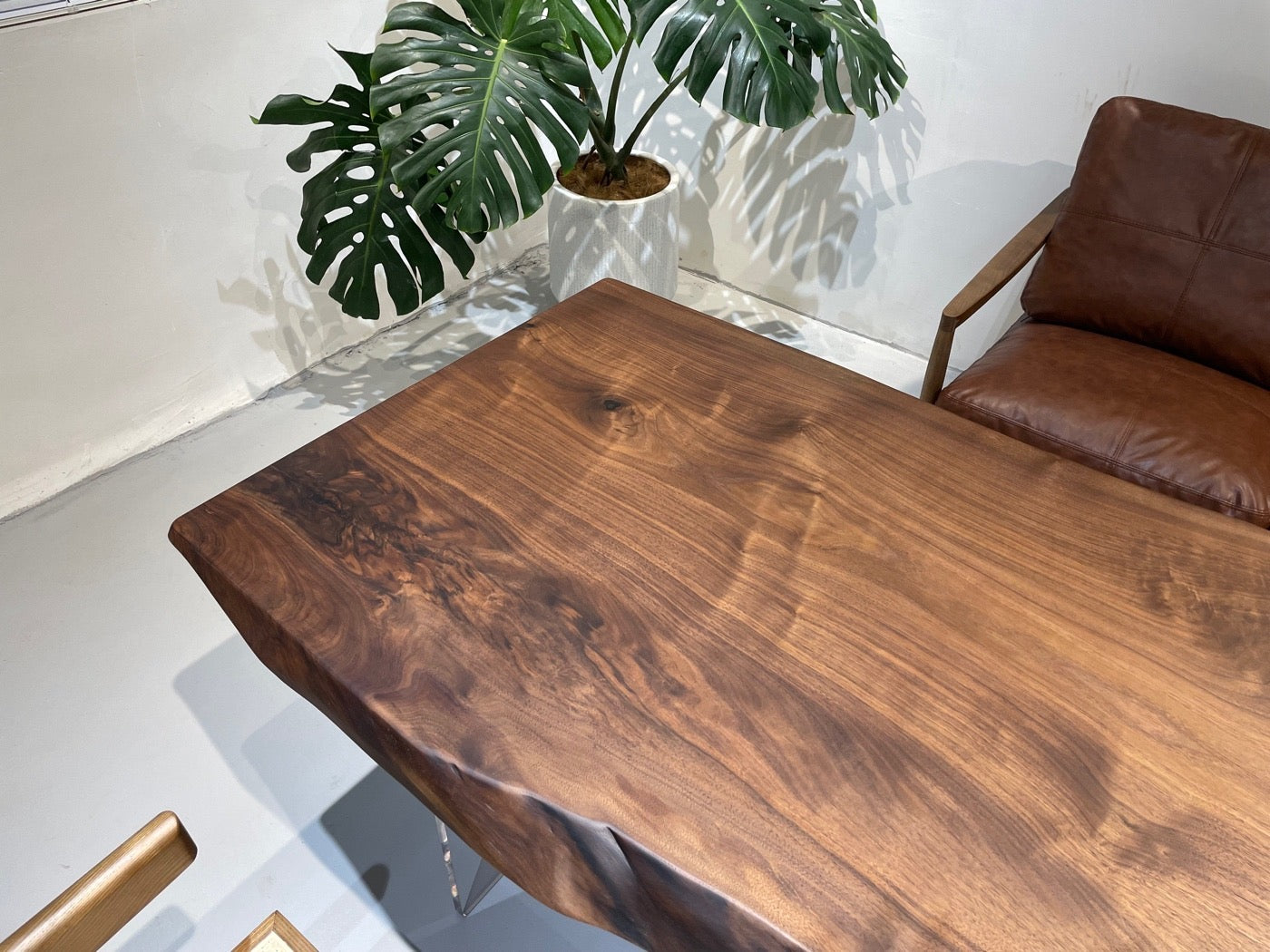 Svart amerikansk valnötsplatta, matbord med träplatta, bord med trädplatta