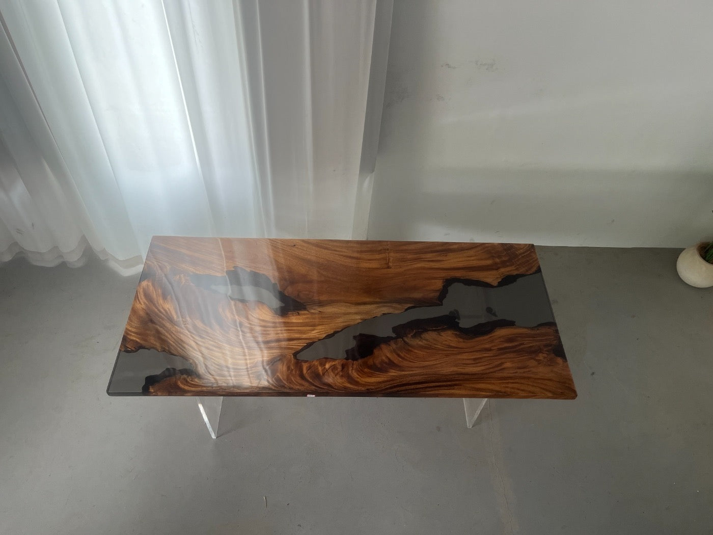 Walnut Wood Luxury Furniture Epoxy Resin -tafel