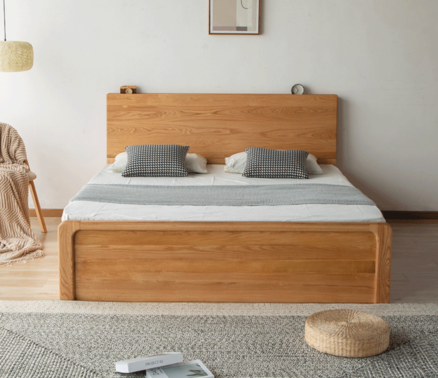 lit en bois de chêne avec tiroir, lit hydraulique avec compartiments de rangement