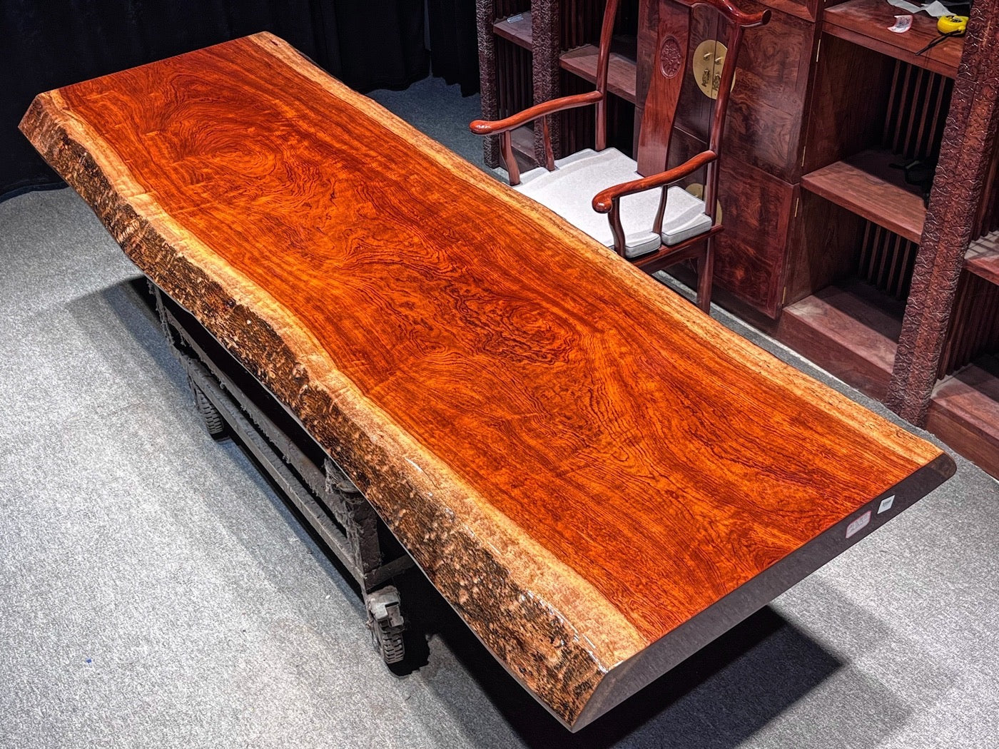 Bubinga Solid Wood Dining Table, Bubinga Tone Live Dining Table - SlabstudioHongKong