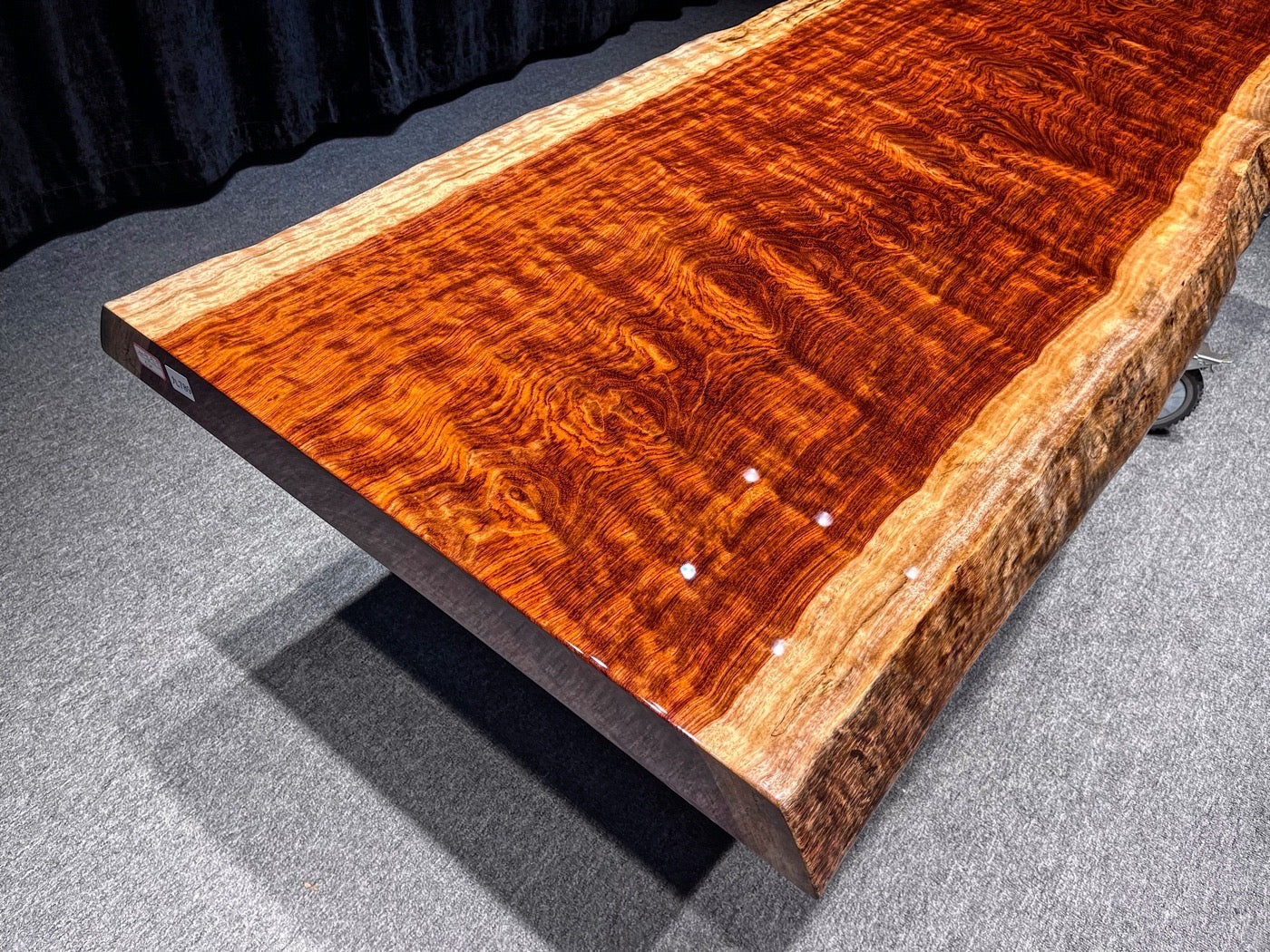 Bubinga Table Live Edge Table In USA, Slab Table, Slab Coffee Table - SlabstudioHongKong