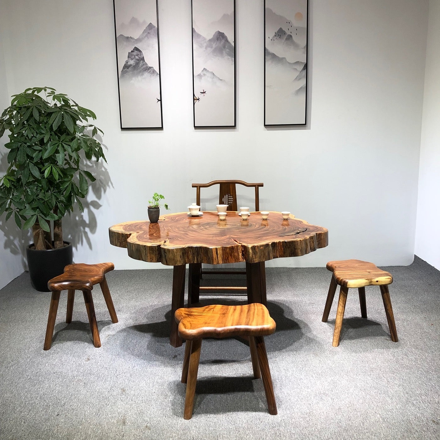 live edge round dining room table, live edge round kitchen table, round live edge table top - SlabstudioHongKong