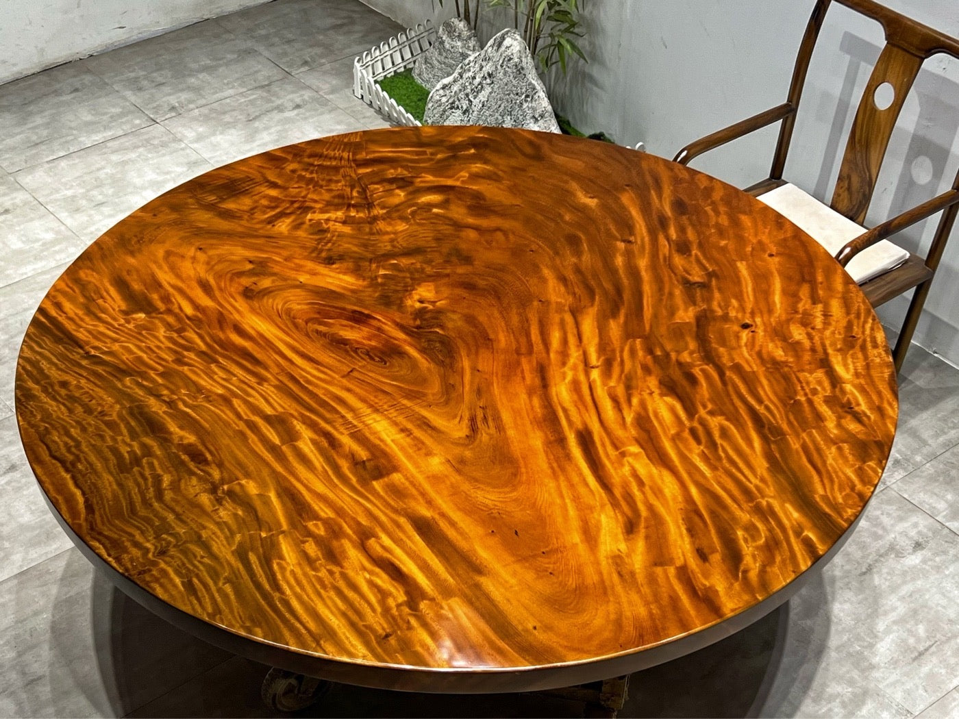 Monkey Pod round wood dining table, south America walnut round wood dining table - SlabstudioHongKong