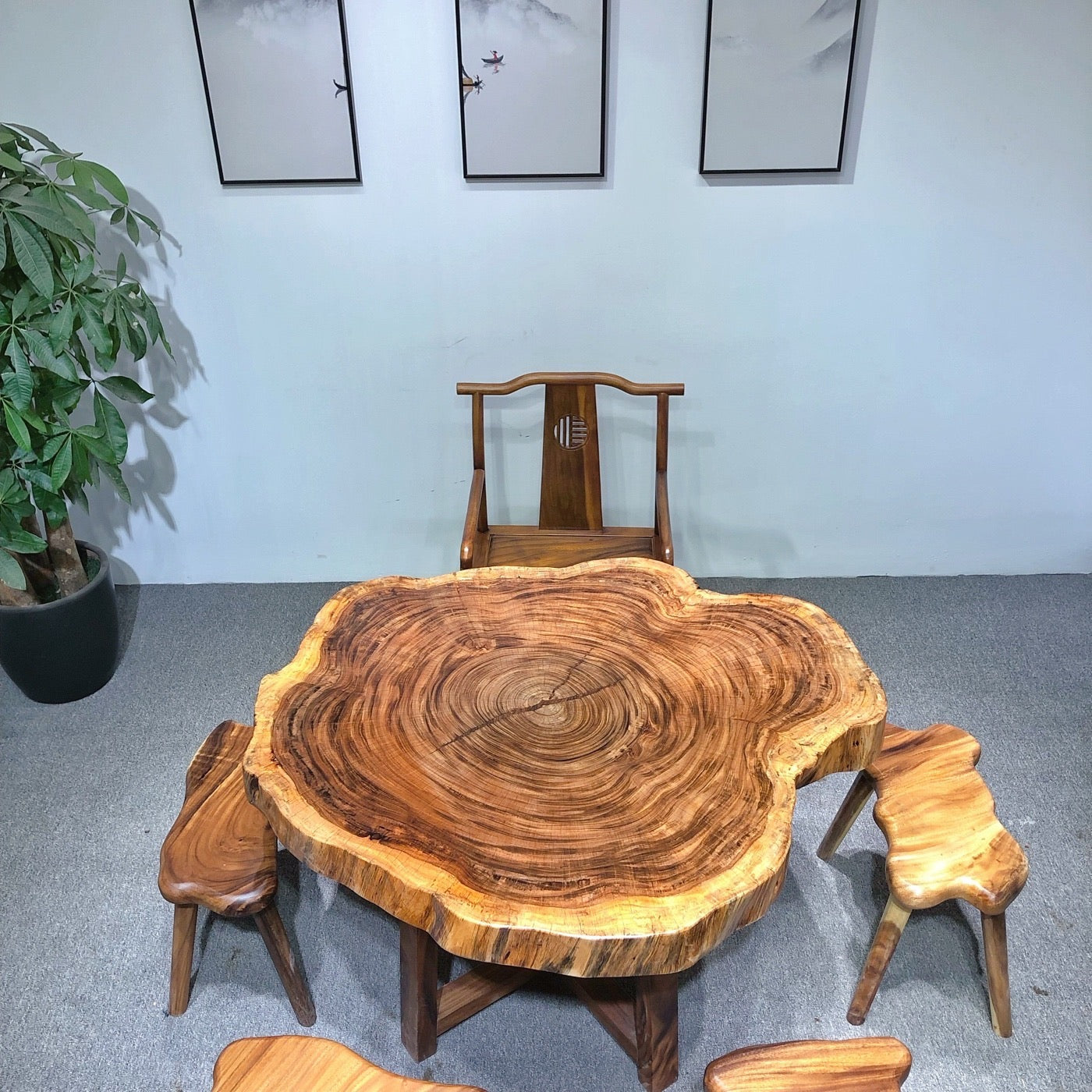 wood round coffee table, live edge round table top, large round live edge dining table - SlabstudioHongKong