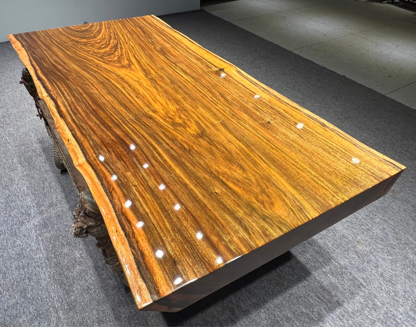 <tc>Tali wood</tc> mesa de laje de madeira, mesa de laje de madeira africana redonda, mesa de laje c canal