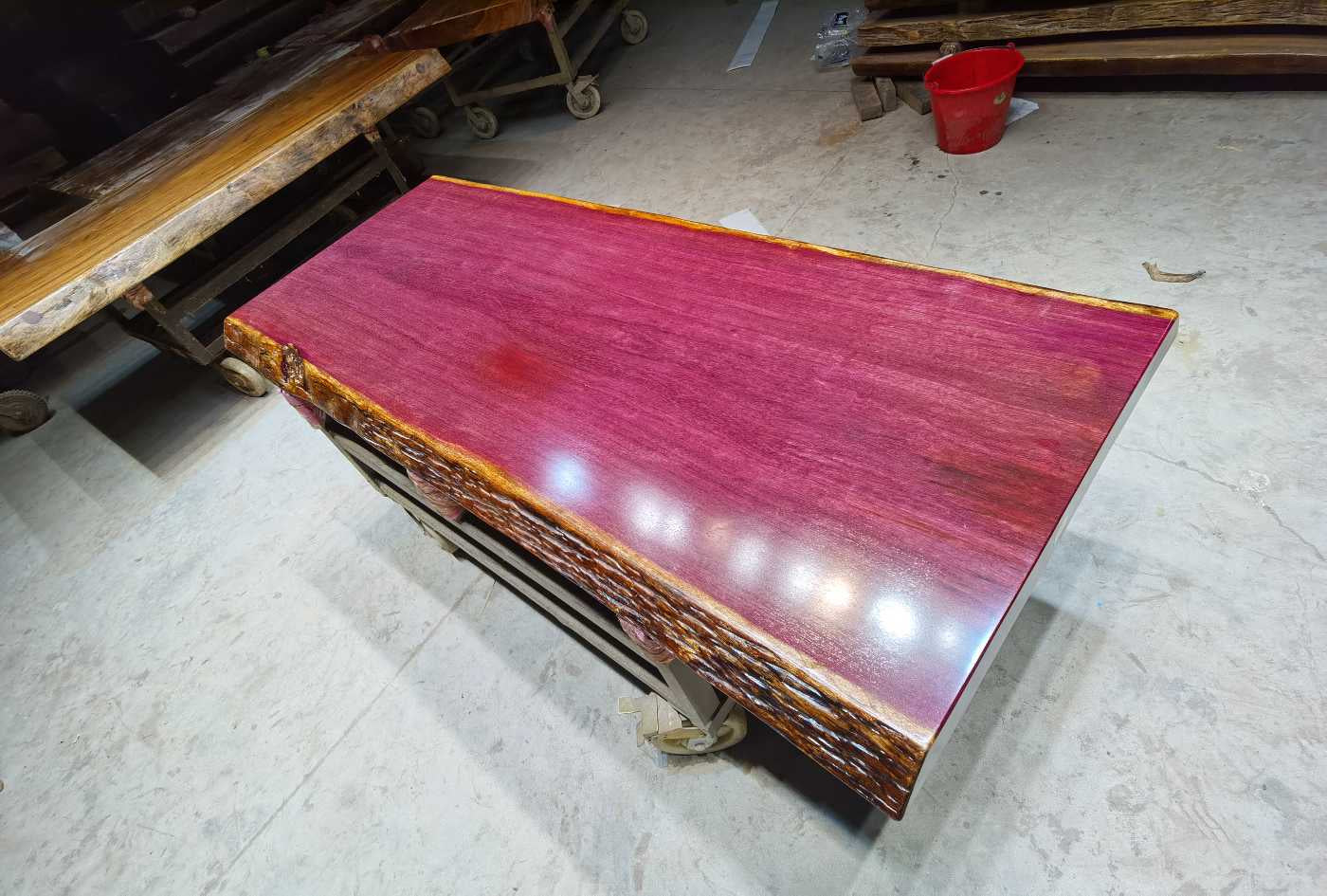 Mesa de jantar da laje de madeira de Purpleheart, tampo da mesa da laje de madeira de Purpleheart