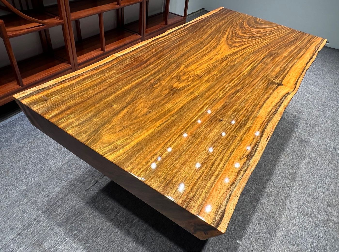 <tc>Tali wood</tc> mesa de laje de madeira, mesa de laje de madeira africana redonda, mesa de laje c canal