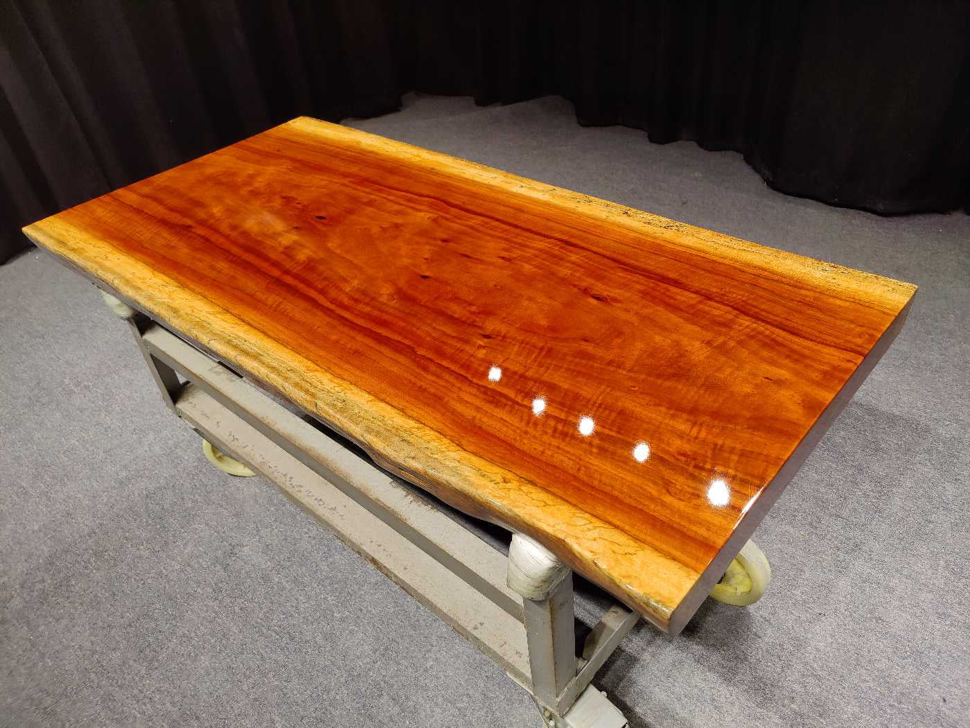Mesa de comedor de losa de madera Zambia, patas de mesa de losa <tc>Rhodesian Copal wood</tc>