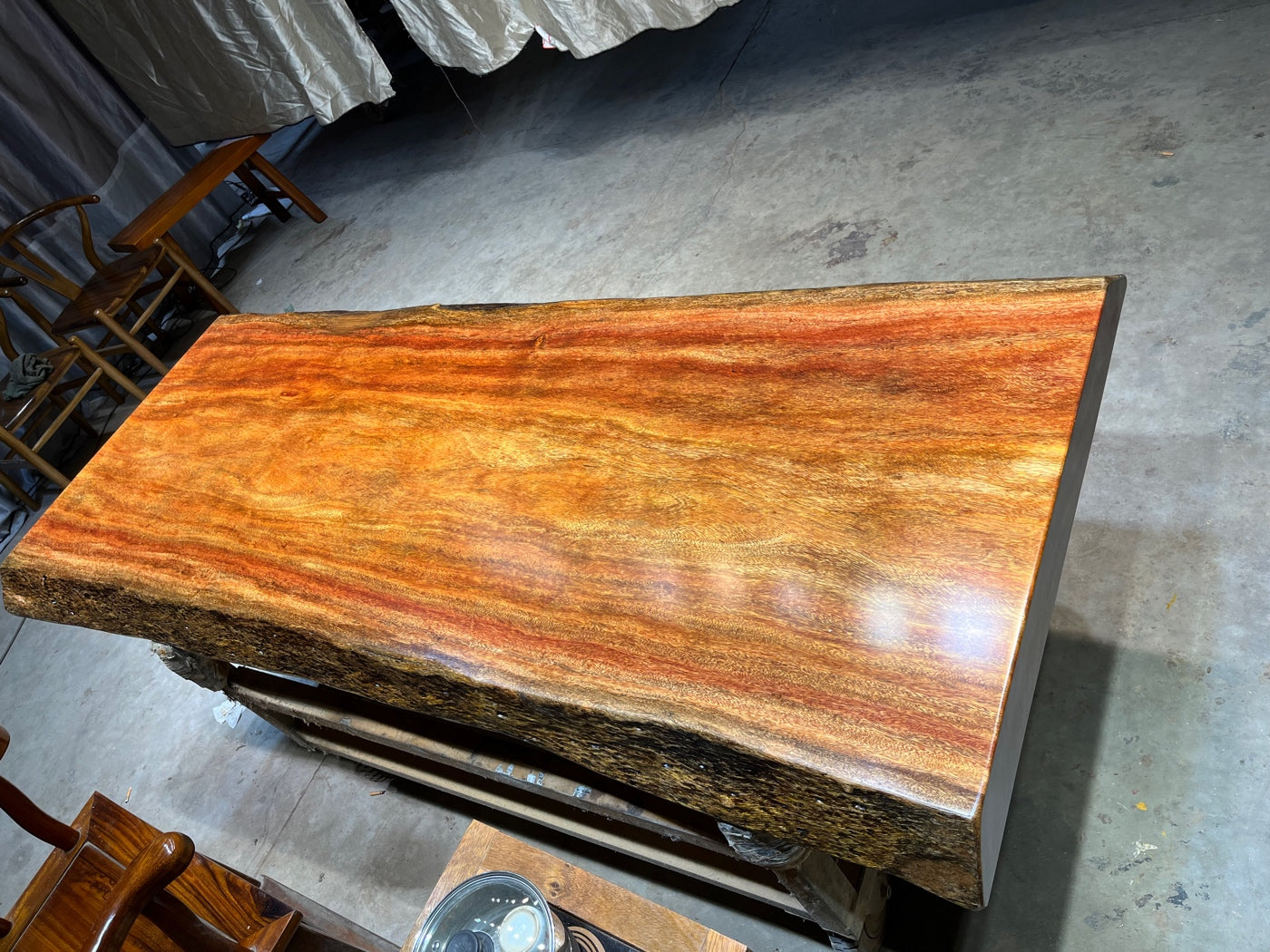 سطح طاولة من خشب تالي، لوح حافة حية من خشب تالي الأفريقي للأثاث