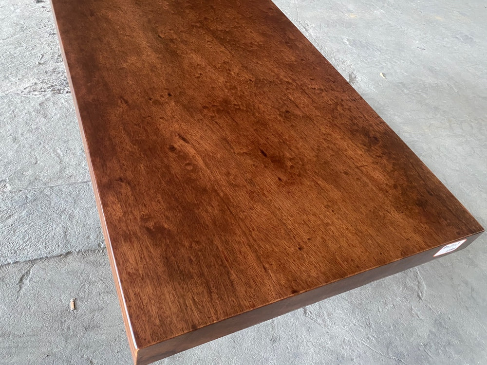 Mesa de laje de nogueira marrom, mesa de laje epóxi, mesa de laje de madeira com borda viva