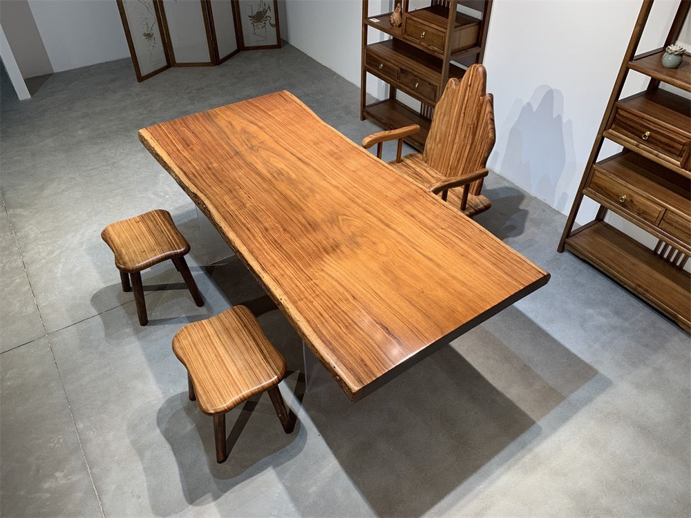 Mesa de meados do século, mesa de jantar de madeira da África Ocidental, mesa de cozinha de madeira