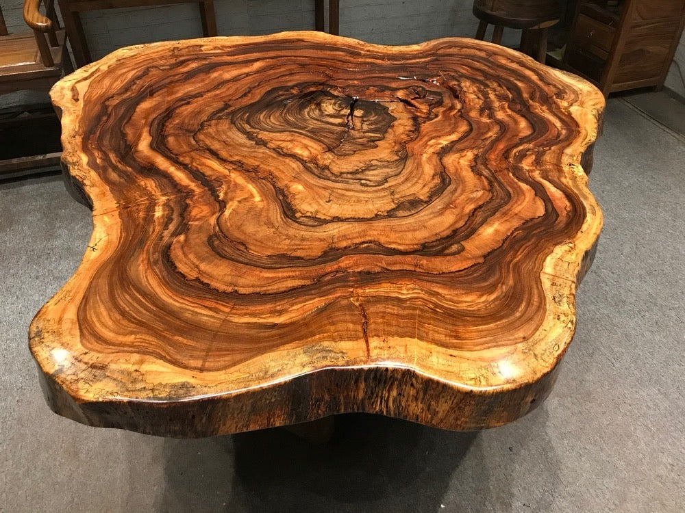 Mesa redonda de madeira com borda viva, mesa de centro redonda com borda viva, mesa de jantar redonda grande com borda viva