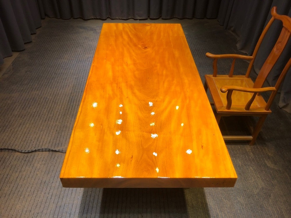 Bureau Chiviri, Bureau en bois, Table à manger Live Edge, Table en bois massif personnalisée