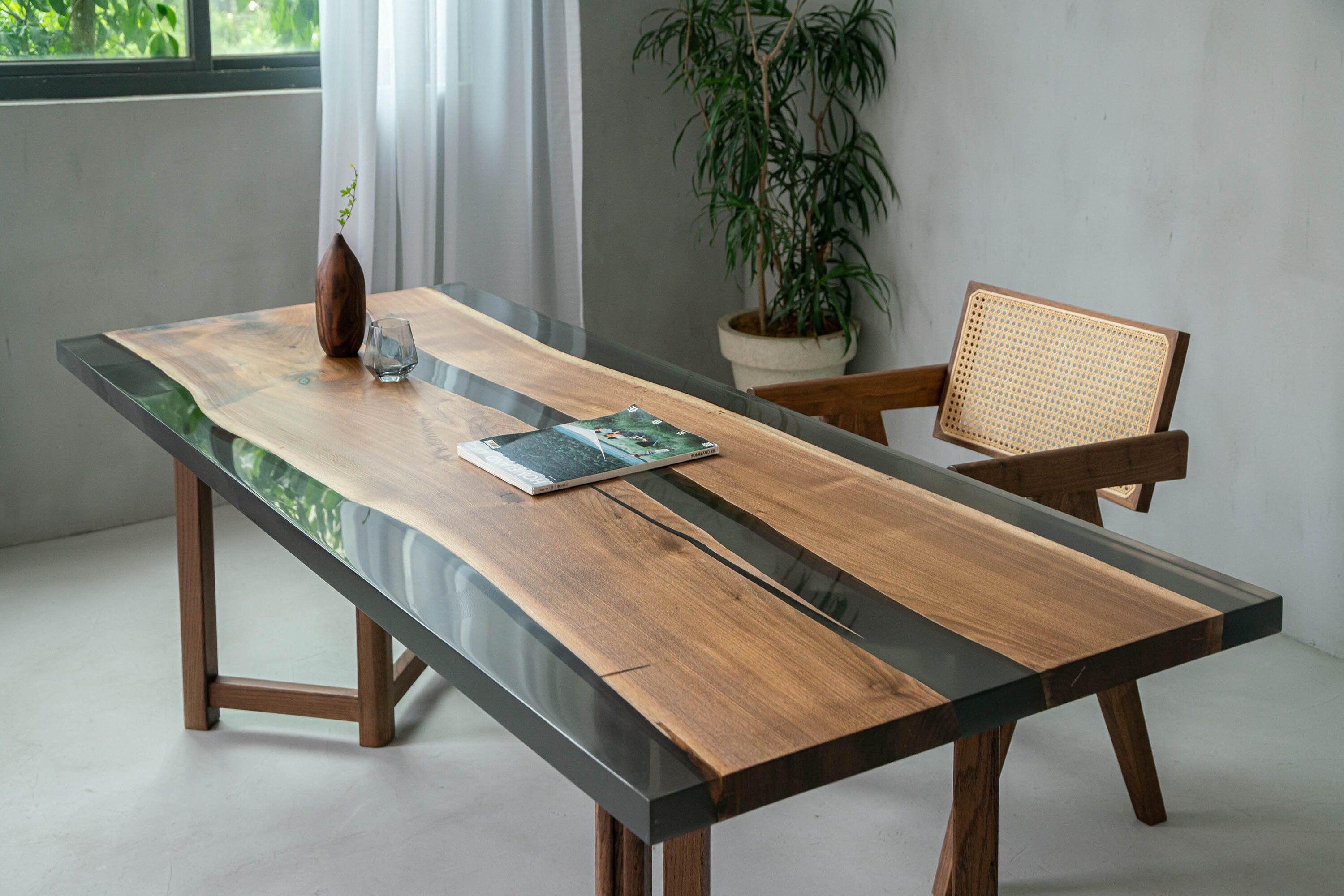Table époxy, grande table à manger époxy, table de style familial, grande table en résine