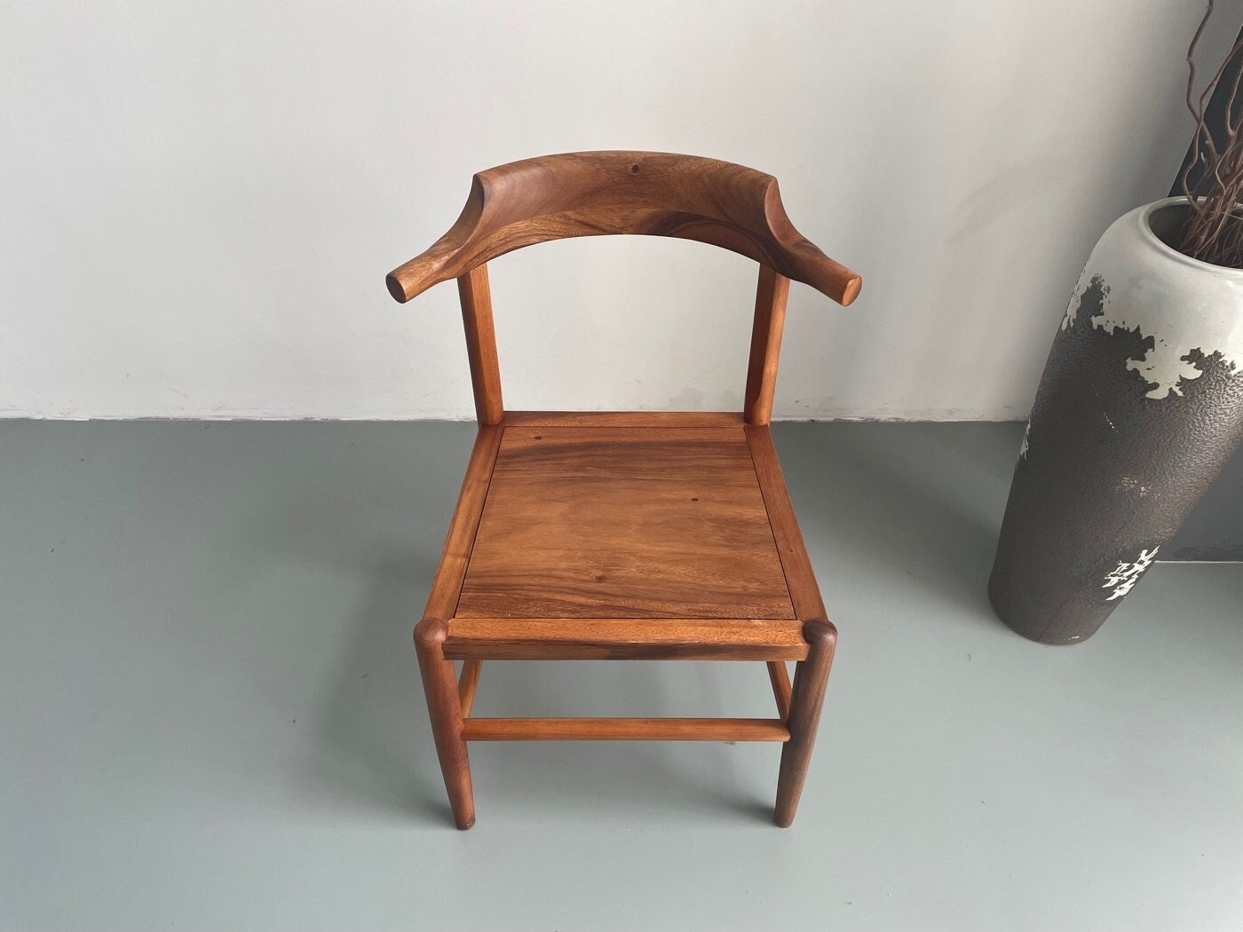 Walnut Dining chair, Dining chair, Family Style chair, Family Dining chair,not black Walnut chair, leather chair