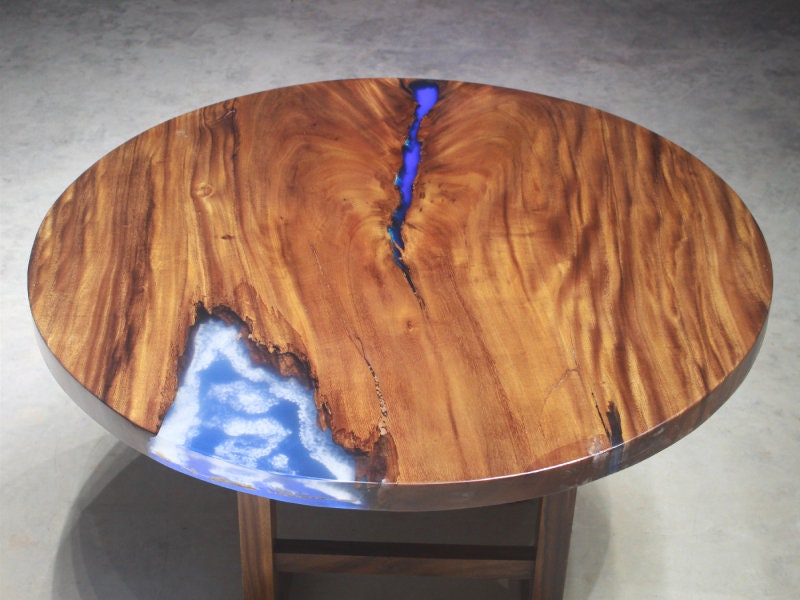 Mesa de resina epóxi personalizada, mesa de madeira, mesa de cânfora, mesa de cânfora preta.