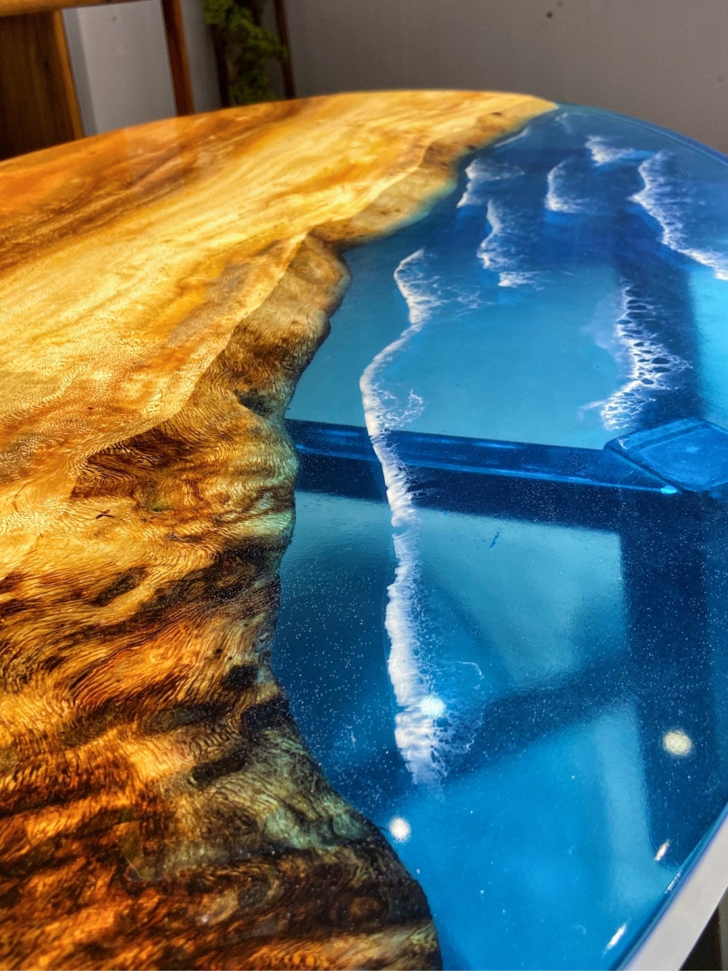 Tavolino Epoxy River, tavolino ovale da caffè, tavolino laterale in resina epossidica