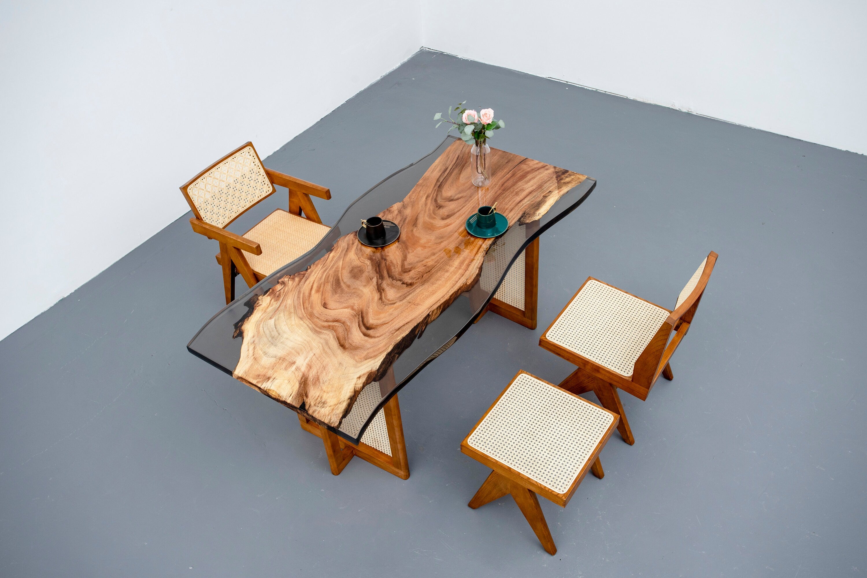 mesa de madera, mesa de nogal, mesa de epoxi de una sola pieza de nogal,