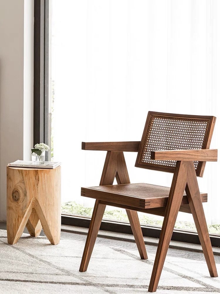Sillón moderno, sillón, silla moderna de madera de nogal negro de mediados de siglo