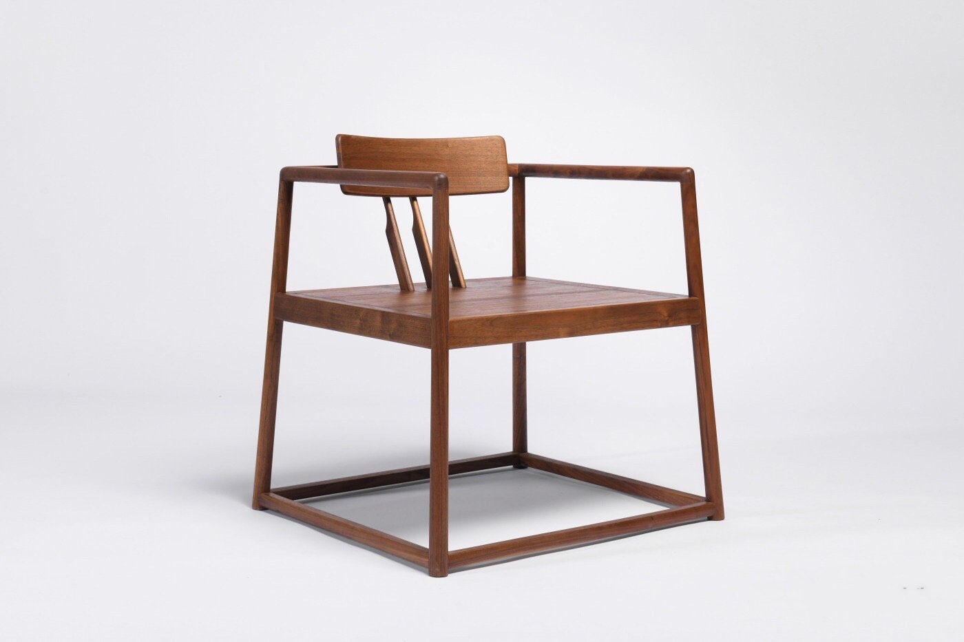 Silla minimalista de nogal negro, silla de nogal negro moderna de mediados de siglo, silla de comedor de fresno