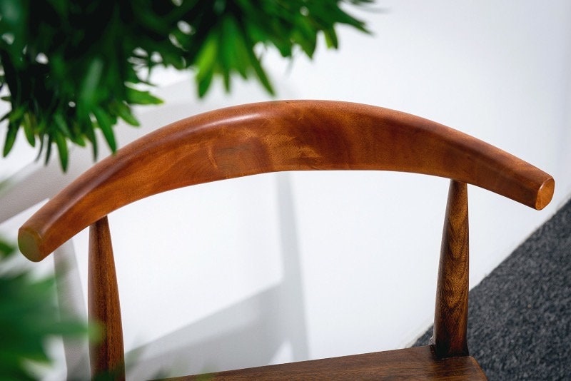 silla de cuernos, silla de diseño simple, silla de madera, silla de nogal, no silla de roble