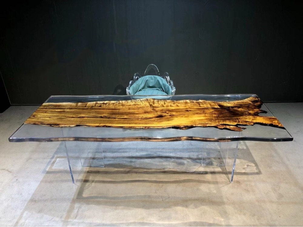 Table époxy d’une seule pièce faite à la main, table en résine époxy en bois de camphre doré