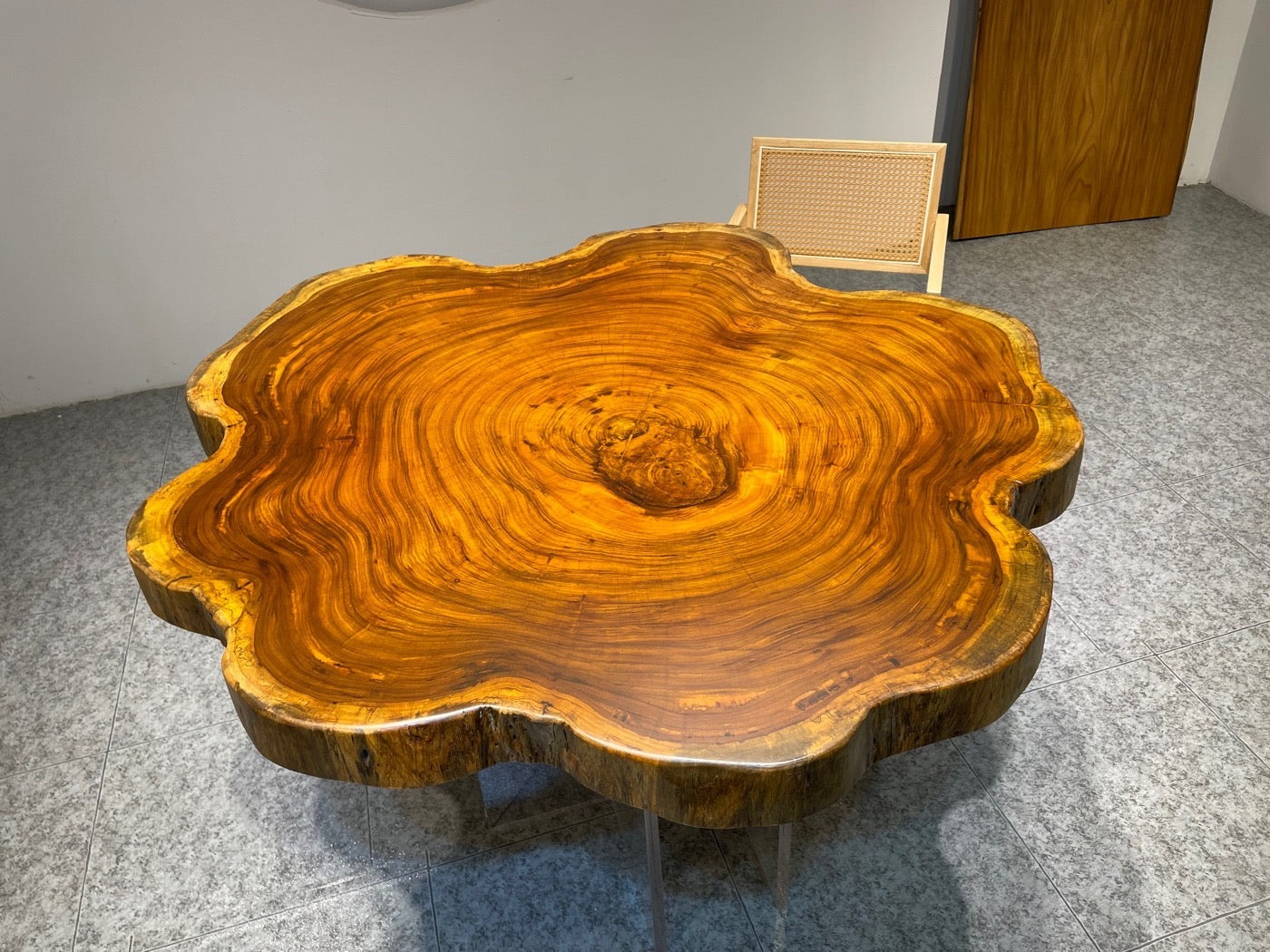 live edge wood table, live edge dining table round,mid century modern dining table - SlabstudioHongKong