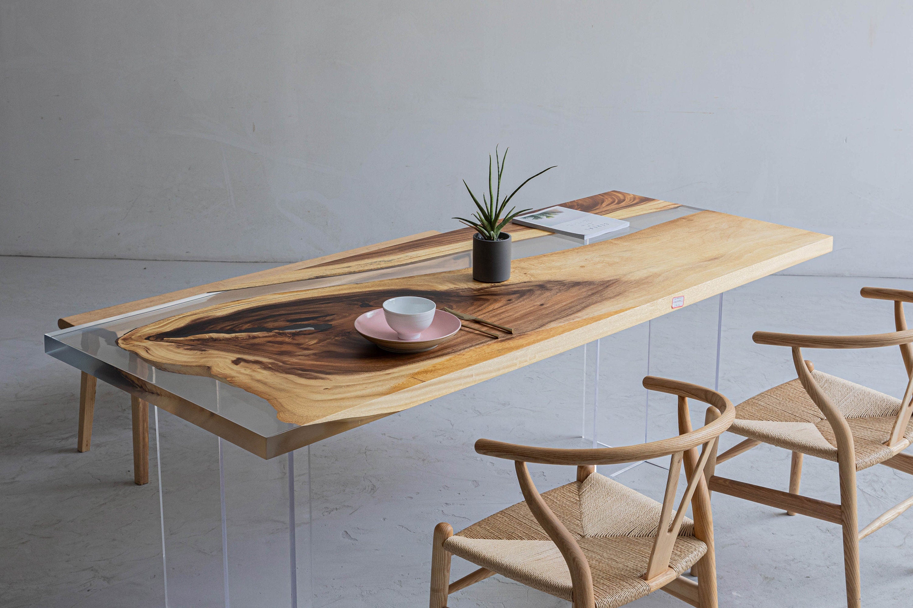 Light Color Epoxy Resin Solid Wood Table 